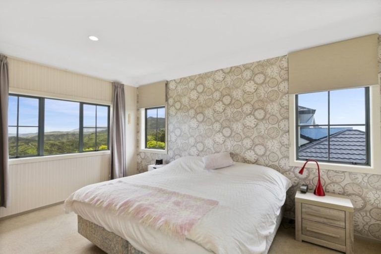 Photo of property in 40 Landsdowne Terrace, Karori, Wellington, 6012
