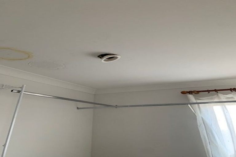 Photo of property in 2 Glastry Close, East Tamaki Heights, Auckland, 2016