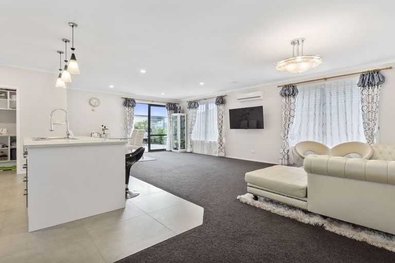 Photo of property in 27 Landing Drive, Pyes Pa, Tauranga, 3112