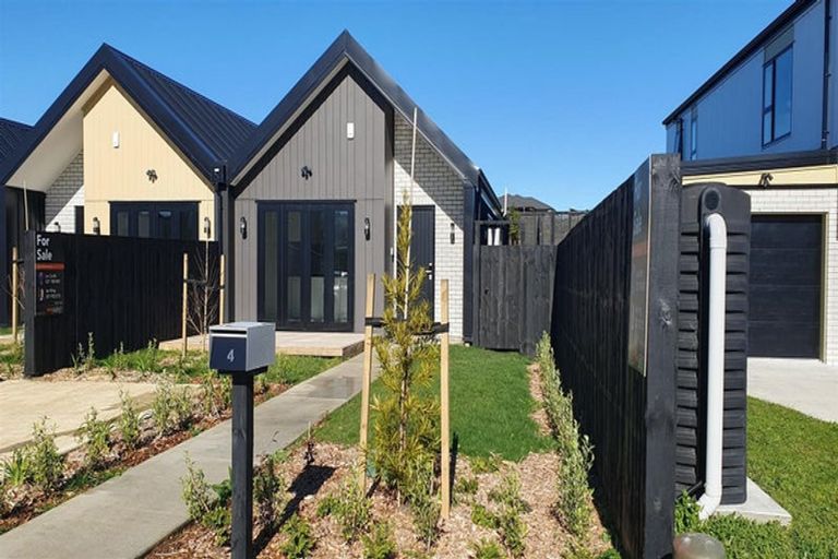 Photo of property in 11 Waikaha Street, Pokeno, 2472