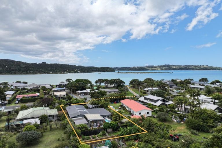 Photo of property in 13 Harbour View Road, Point Wells, Warkworth, 0986