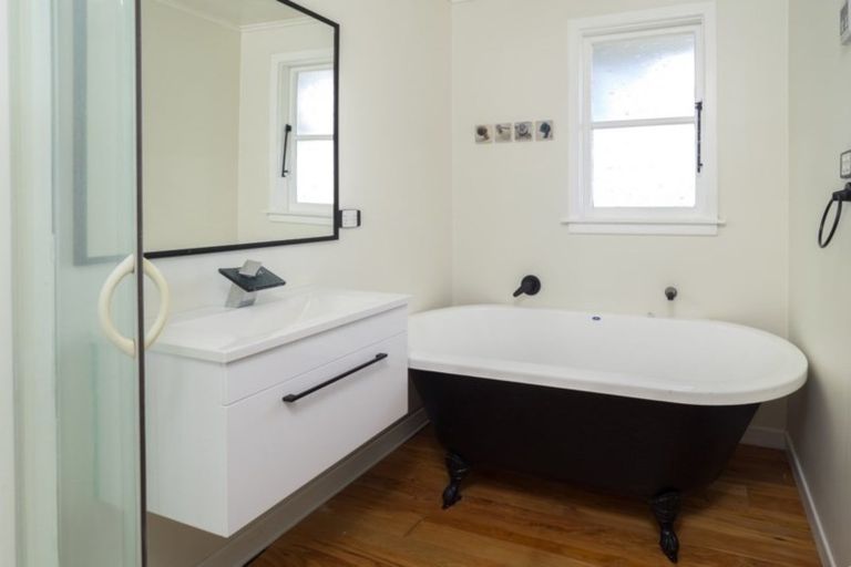 Photo of property in 1 Bullock Street, Allenton, Ashburton, 7700