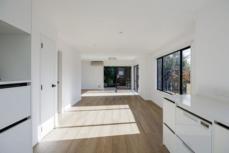 Photo of property in 16 Kokako Place, Taradale, Napier, 4112
