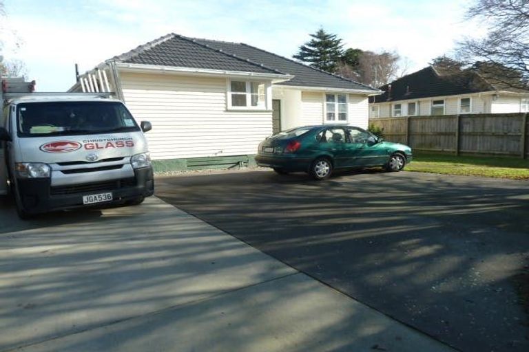 Photo of property in 36 Roche Avenue, Upper Riccarton, Christchurch, 8041
