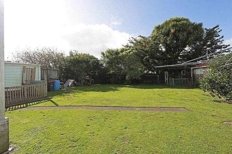 Photo of property in 128 Waihi Road, Hawera, 4610