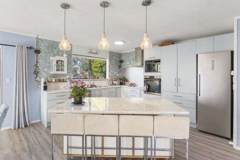 Photo of property in 6 Links Avenue, Mount Maunganui, 3116