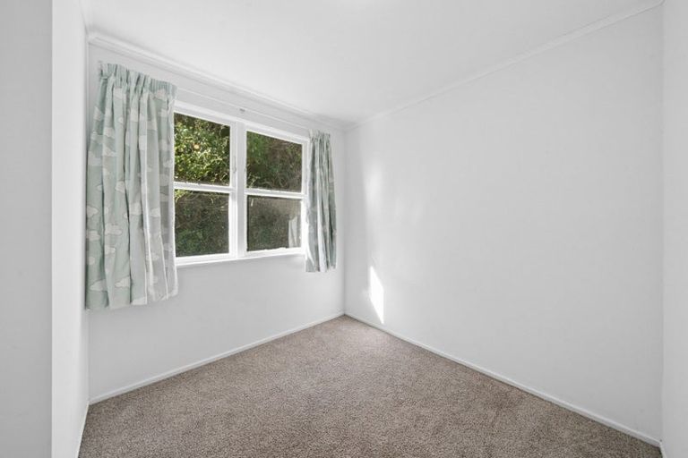 Photo of property in 1 Hallewell Crescent, Johnsonville, Wellington, 6037