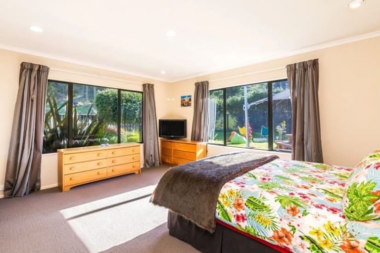 Photo of property in 266 Whangamata Road, Kinloch, Taupo, 3377