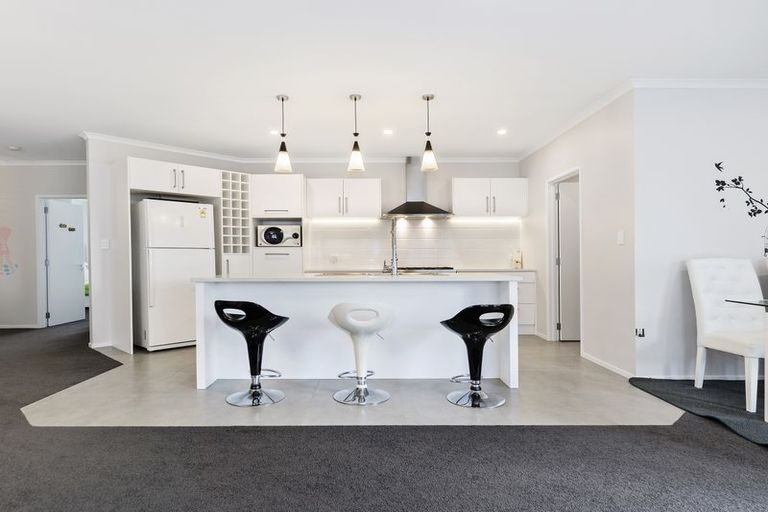 Photo of property in 27 Landing Drive, Pyes Pa, Tauranga, 3112