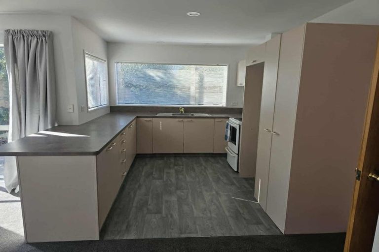 Photo of property in 1/175 Wairakei Road, Bryndwr, Christchurch, 8053