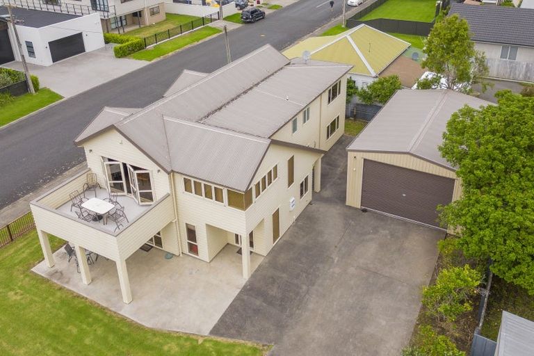 Photo of property in 8 Eyre Street, Whitianga, 3510