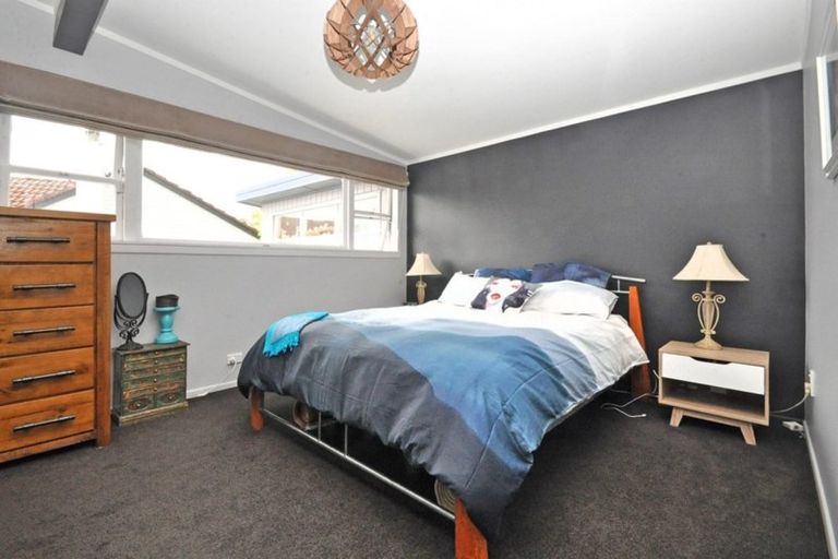 Photo of property in 14 Konini Road, Titirangi, Auckland, 0604