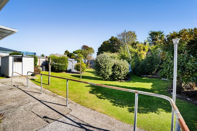 Photo of property in 6 Mahoe Street, Strandon, New Plymouth, 4312
