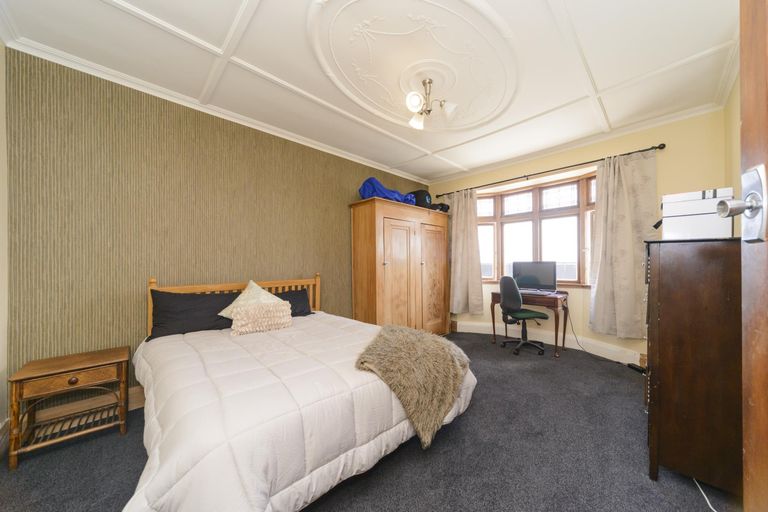 Photo of property in 20 Perrin Place, Kelvin Grove, Palmerston North, 4414