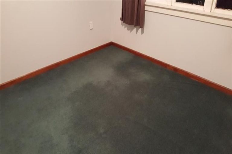 Photo of property in 12 Larsen Court, Roslyn, Palmerston North, 4414