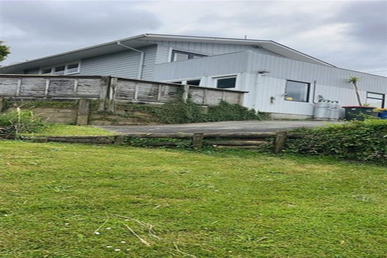 Photo of property in 158 Carlisle Road, Northcross, Auckland, 0632