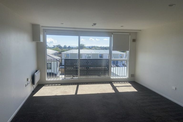 Photo of property in 19 Charles Street, Papatoetoe, Auckland, 2025