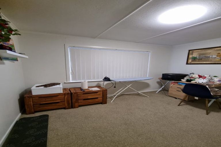 Photo of property in 6a Dennis Road, Papatoetoe, Auckland, 2025