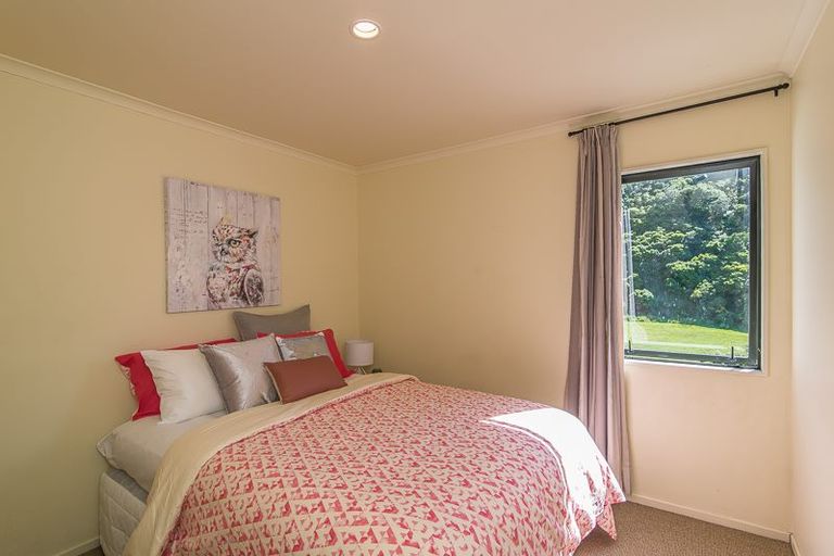 Photo of property in 3 Onslow Road, Khandallah, Wellington, 6035