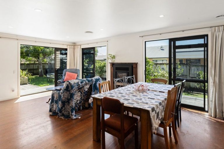 Photo of property in 4 Captain Wood Avenue, Whitianga, 3510