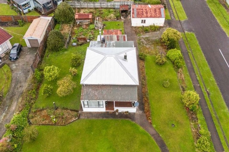 Photo of property in 38 Brougham Street, Westport, 7825