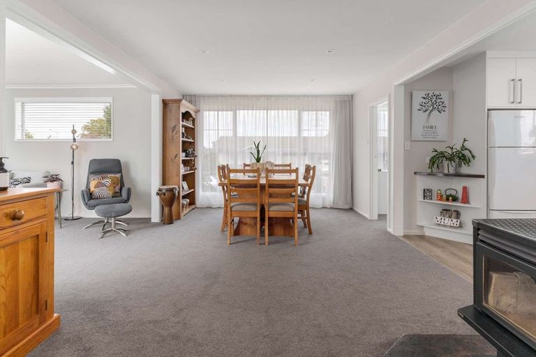 Photo of property in 14 Woodcote Avenue, Hornby, Christchurch, 8042