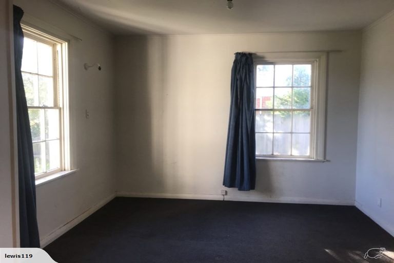 Photo of property in 21 Piko Crescent, Riccarton, Christchurch, 8041