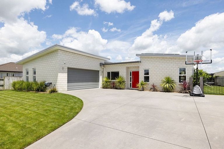 Photo of property in 13 Tiaki Way, Cambridge, 3434