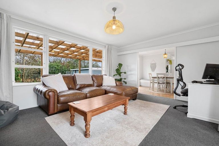 Photo of property in 12 East Street, Greytown, 5712