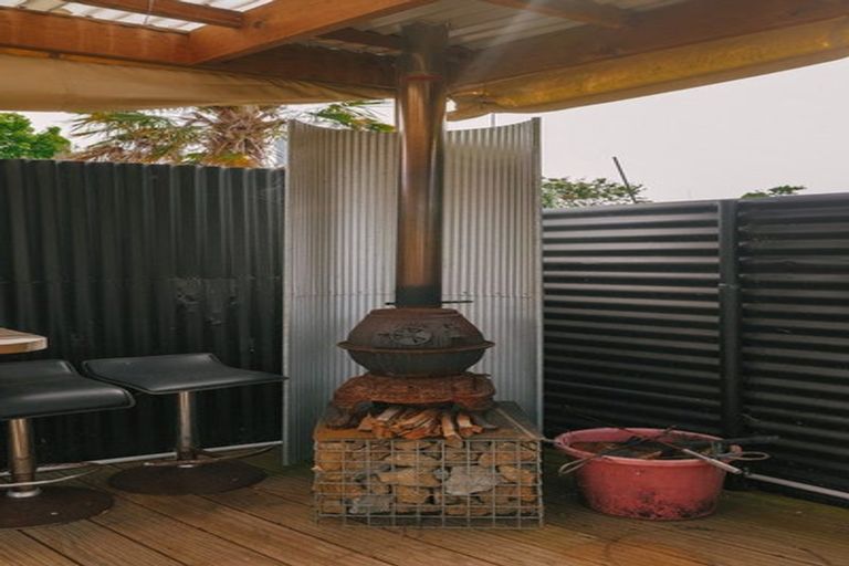 Photo of property in 190 Milson Line, Milson, Palmerston North, 4414