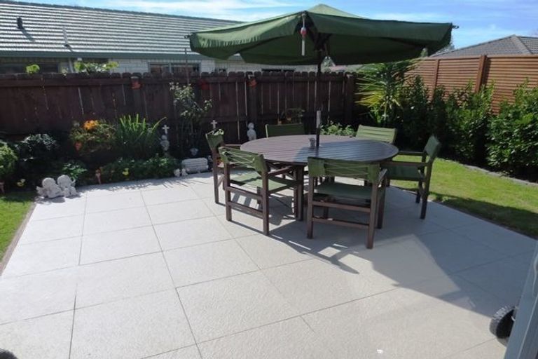 Photo of property in 2 Mayfair Close, Whitianga, 3510