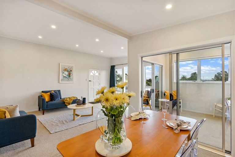 Photo of property in 176 Ti Rakau Drive, Pakuranga Heights, Auckland, 2010