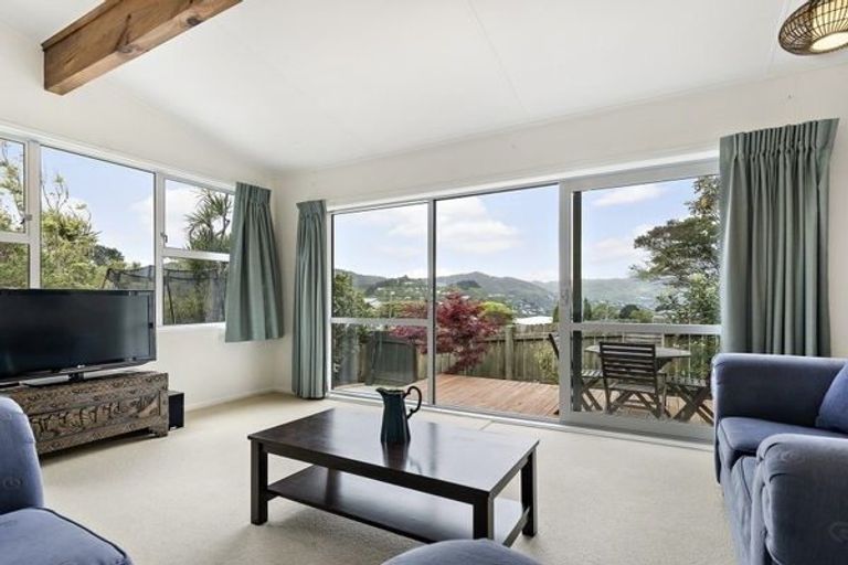 Photo of property in 5 Monmouth Way, Wilton, Wellington, 6012