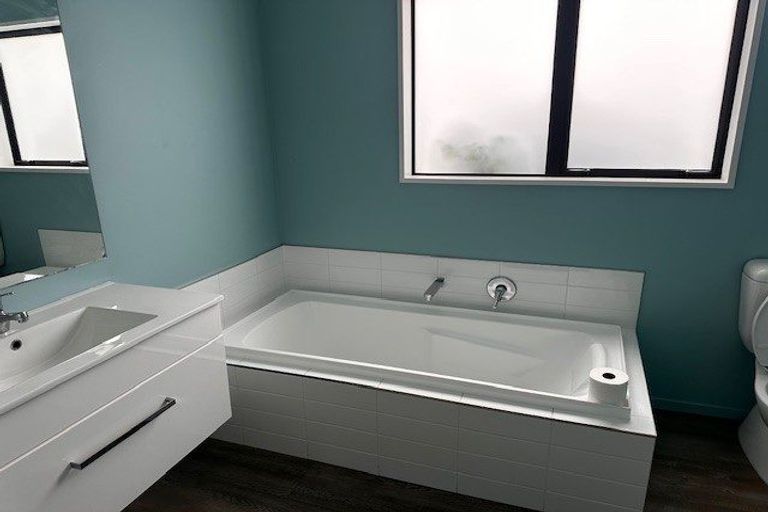 Photo of property in 122 Te Rito Street, Marshland, Christchurch, 8083