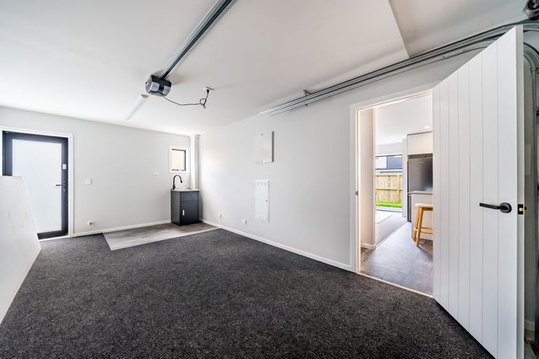 Photo of property in 42b Moeraki Road, Maoribank, Upper Hutt, 5018