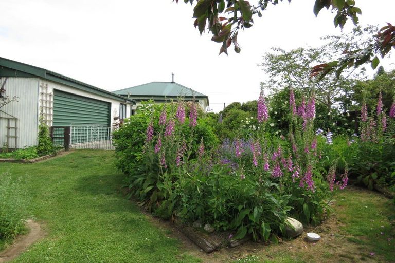 Photo of property in 83 Dick Street, Reefton, 7830