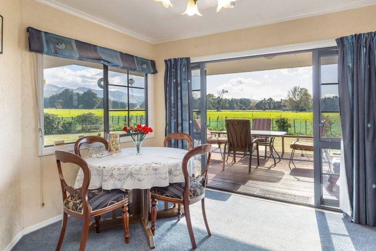 Photo of property in 62 Thomas Road, Carrington, Carterton, 5791