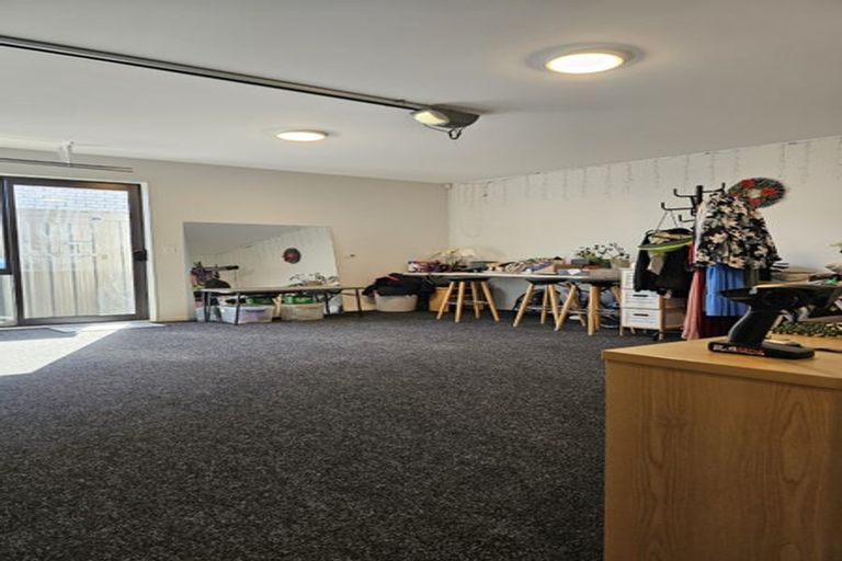 Photo of property in 1 Te Mura Crescent, Takanini, 2112