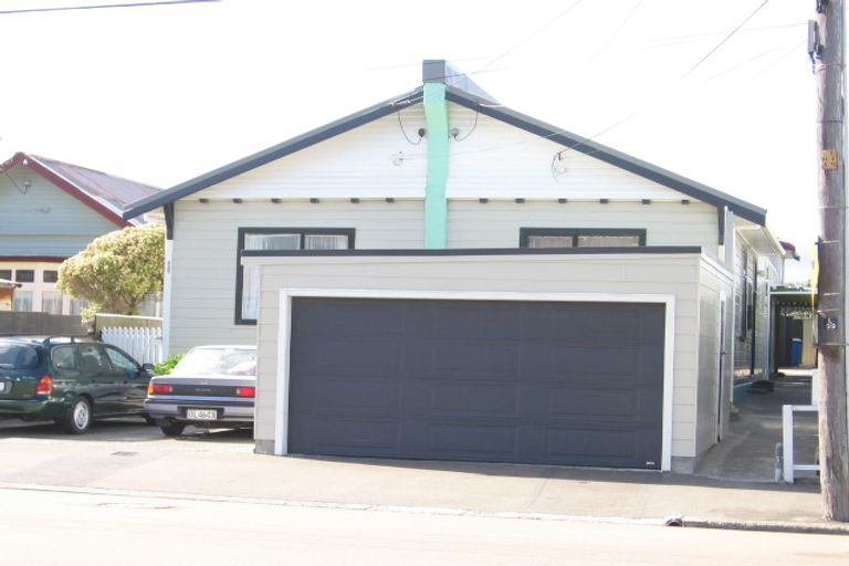 Photo of property in 209 Onepu Road, Lyall Bay, Wellington, 6022
