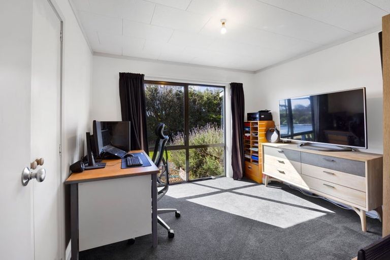 Photo of property in 189 Namu Road, Opunake, 4681