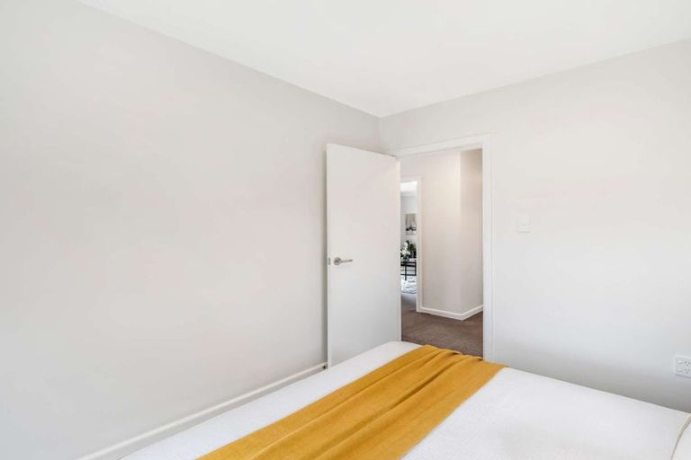 Photo of property in 94 Avondale Road, Avondale, Christchurch, 8061