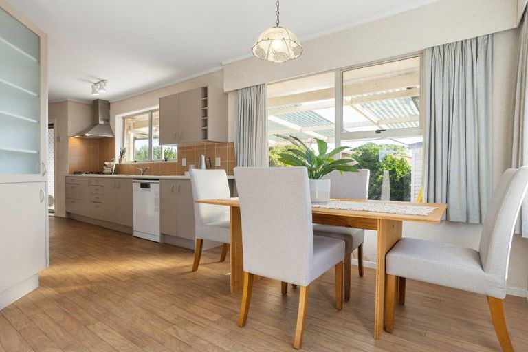 Photo of property in 3 Riccarton Place, Dinsdale, Hamilton, 3204