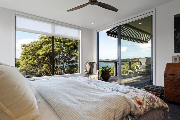 Photo of property in 19 Kanuka Road, Sandspit, Warkworth, 0982