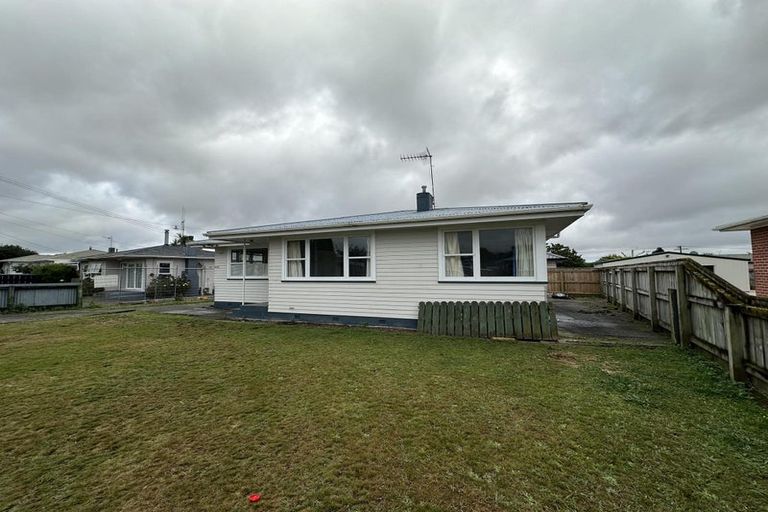 Photo of property in Warea Road, Warea, 4381