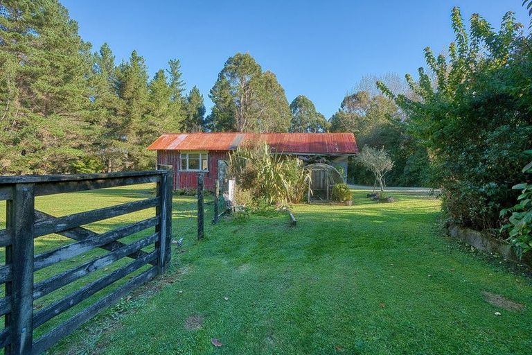 Photo of property in 89 Russell Road, Kaniere, Hokitika, 7811