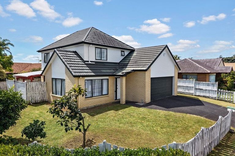 Photo of property in 2 Erne Crescent, East Tamaki, Auckland, 2016