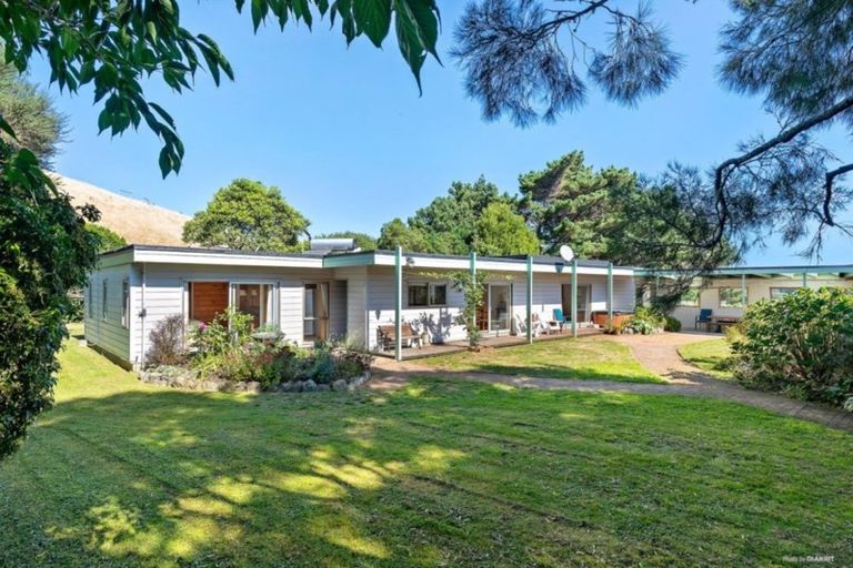 Photo of property in 614 Ohariu Valley Road, Ohariu, Wellington, 6037