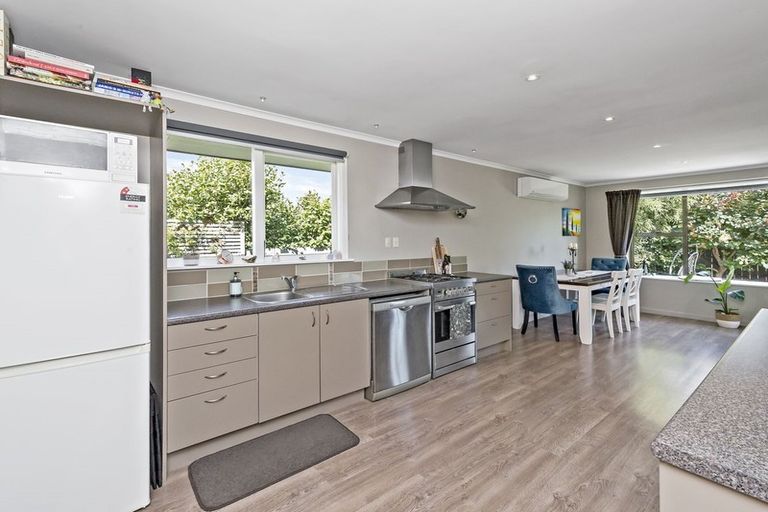 Photo of property in 55 Oriana Crescent, Hornby, Christchurch, 8042