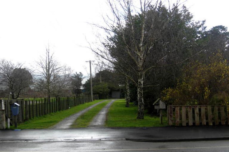 Photo of property in 277 High Street North, Carterton, 5713