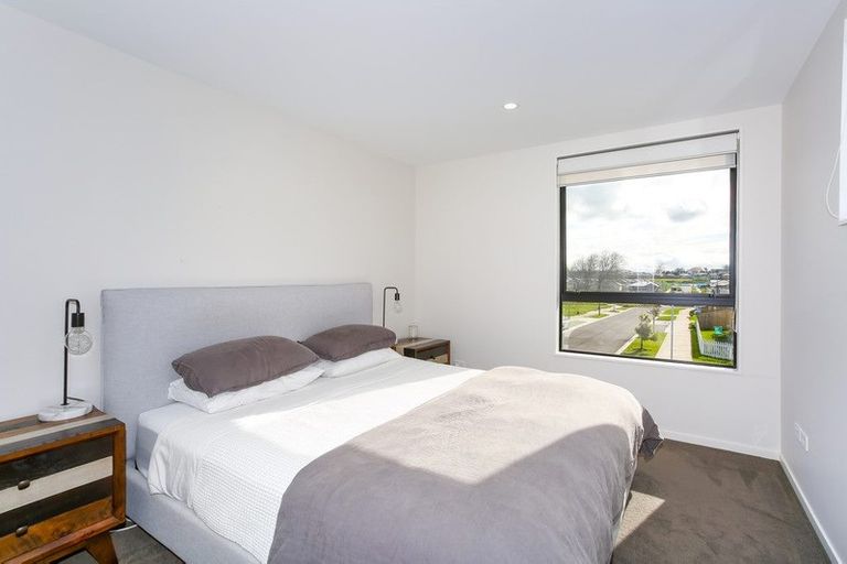Photo of property in 12 Park Chester Road, Pukekohe, 2120
